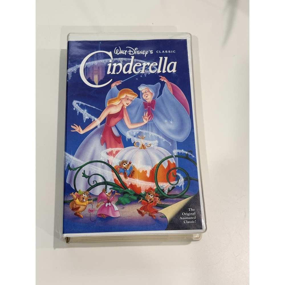 Cinderella VHS Disney Classic Video Tape  Vintage Clamshell